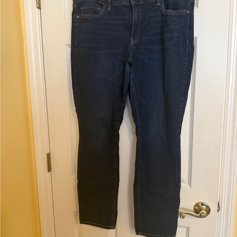 Liz Claiborne Blue Straight Jeans Timeless Style